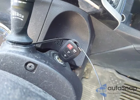 2018 Toyota Corolla Se from USA, damaged, VIN 2T1BURHE8JC034454